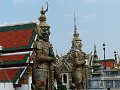 Bangkok Wat Phrae Kaeo P0624 Gardiens Hor Rajbongsanusorn